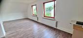 Wohnzimmer - Lesum - Blick über die Dächer, gemütliche 2 Zimmer frisch modernisiert und neue Fenster - ruhig gelegen!