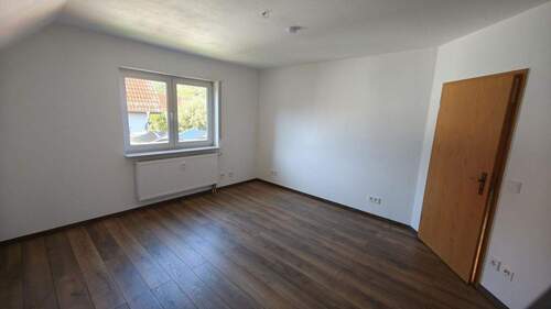 1. OG Kinderzimmer / Büro - 