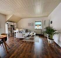 +++ Helle 2-Zimmer-DG-Wohnung im Lautertal +++ - Lautertal-Elmshausen