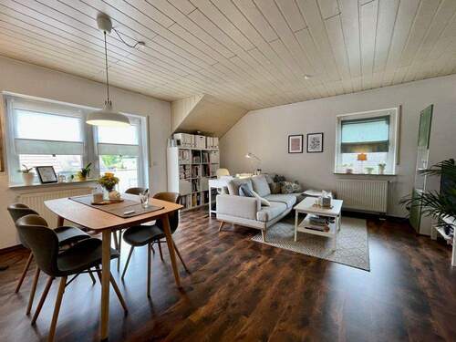 Wohn-Esszimmer I - 2 Zimmer Etagenwohnung zum Kaufen in Lautertal-Elmshausen