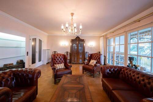 221 Wohnzimmer, rechts Balkon.jpg - 