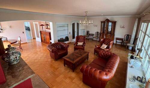 6 Wohnzimmer.jpg - Einfamilienhaus mit 224,00 m&sup2; in Frankfurt am Main zum Kaufen