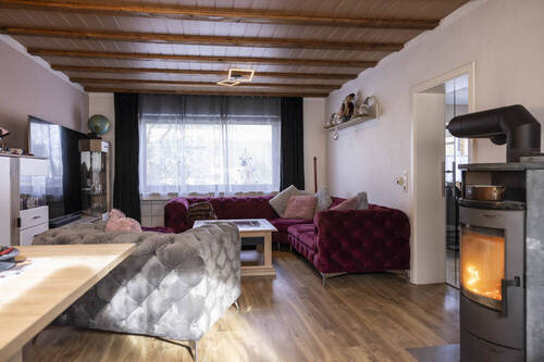 ... und gemütlichem Sitzbereich - 