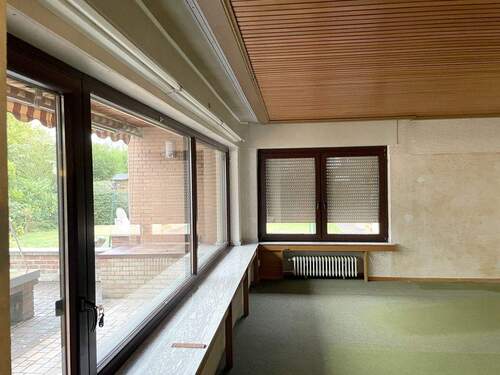 Wohnbereich mit Ausgang Terrasse - 