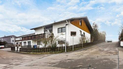 Außenansicht 2 - 8 Zimmer Mehrfamilienhaus, Wohnhaus in Kößlarn