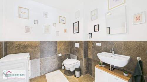 Gäste-WC - 3 Zimmer Etagenwohnung in Perl-Besch