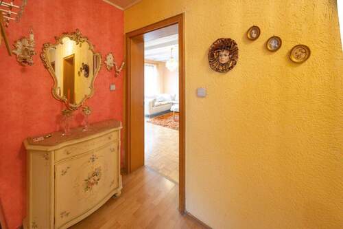 Erdgeschoss - Flur - 