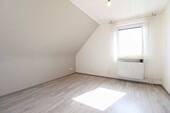 Schlafzimmer 1 WHG. 3 DG - 