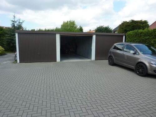 1 Garage gehört zur Mietsache dazu. - 