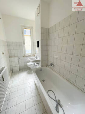 Badezimmer - Etagenwohnung mit 57,00 m² in Breitenbrunn zur Miete