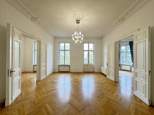 Zimmer 2 - Büro- Praxisräume mit Wasserblick, gegenüber Familiengericht