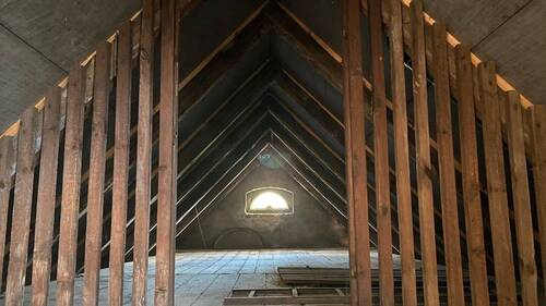 Spitzboden - 