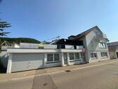 Strassenansicht - 7 Zimmer Einfamilienhaus zum Kaufen in Albstadt