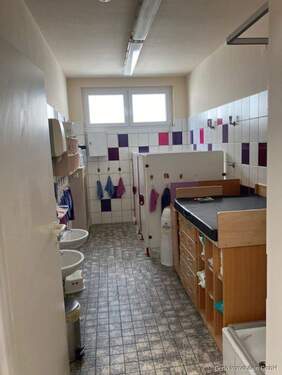 Waschraum - 1 Zimmer Büro zum Kaufen in Mülheim an der Ruhr