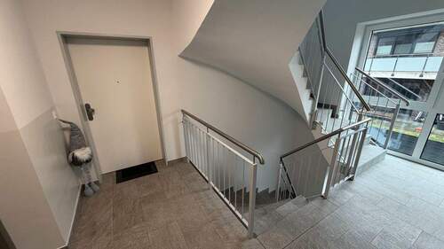 Treppenhaus - 3 Zimmer Etagenwohnung in Groß Nordende