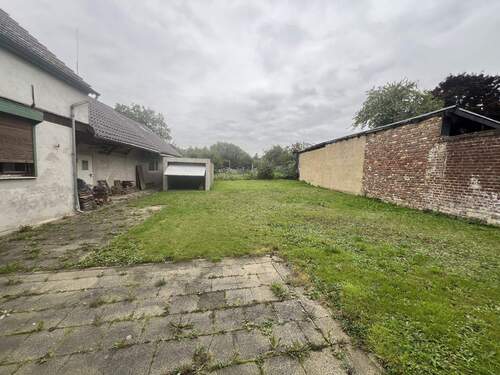 Blick in den Garten (Hausnr. 18) - 