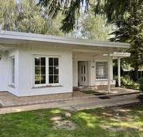 Rückzugsort im Grünen - Idyllischer Bungalow nahe Berlin mit großem Grundstück und Jacuzzi - Panketal Schwanebeck