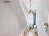 CAM03172G0-PR0491-STILL030 - 