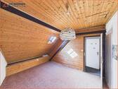 CAM03172G0-PR0491-STILL033 - 