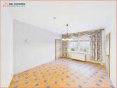 CAM03172G0-PR0491-STILL004 - 