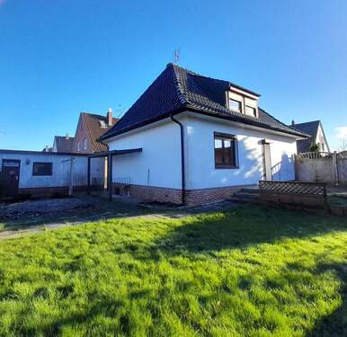 Rückansicht - 3 Zimmer Einfamilienhaus in Brake