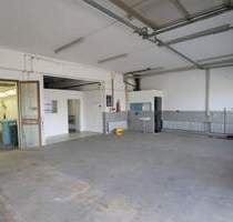 Werkstatt für Autoaufbereiter, Reifenhändler oder Schrauber und Bastler in Rödental