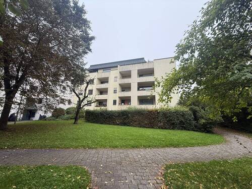 Hausansicht - 2 Zimmer Etagenwohnung zum Kaufen in Ulm