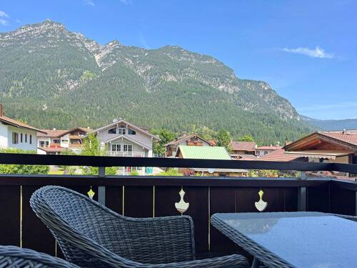 Titelbild - Luxus-Bergblick-Wohnung in ruhiger Bestlage von Garmisch