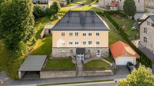 Außenansicht Drohne 1 - Solides Investment mit Charme - Vier Wohneinheiten im Überblick