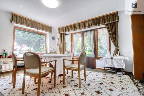 Blick ins Esszimmer - 5 Zimmer Einfamilienhaus zum Kaufen in Troisdorf