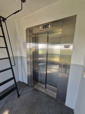 Fahrstuhl - 