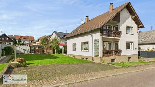Seitenansicht - 8 Zimmer Einfamilienhaus zum Kaufen in Mettlach / Orscholz
