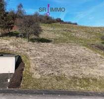 Grundstück mit schöner Aussicht und Waldrandlage - Lasel