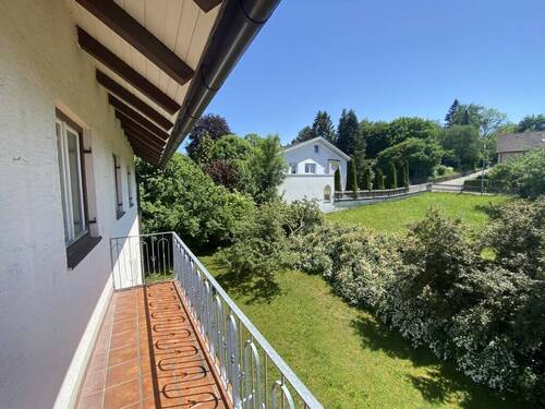 Blick von Balkon OG - 