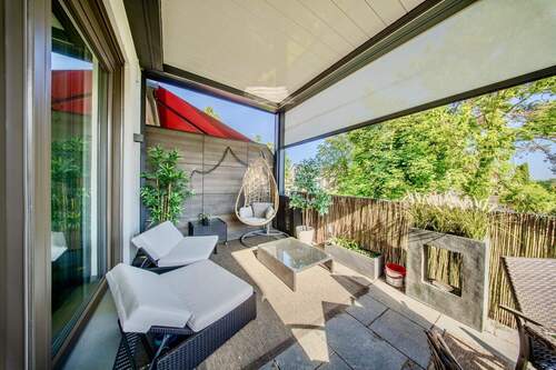 Terrasse EG - 