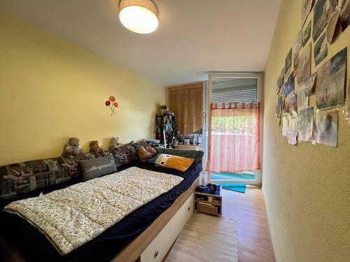 Schlafzimmer - Etagenwohnung mit 54,50 m² in Erlangen zum Kaufen