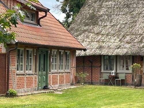 Idylle im Wendland - PROVISIONSFREI - Nachhaltige Baumaterialien - Zwei hochwertig sanierte Landhäuser in Ortsrandlage