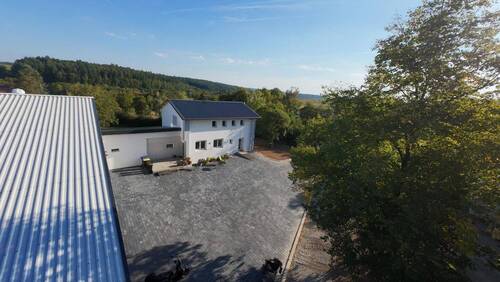 Bild 2 - 7 Zimmer Bauernhaus, Landhaus zum Kaufen in Buchen