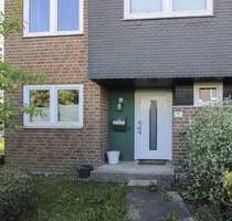 Reihenendhaus mit Garten, Terrasse & Garage - ruhig gelegen in Bad Oldesloe