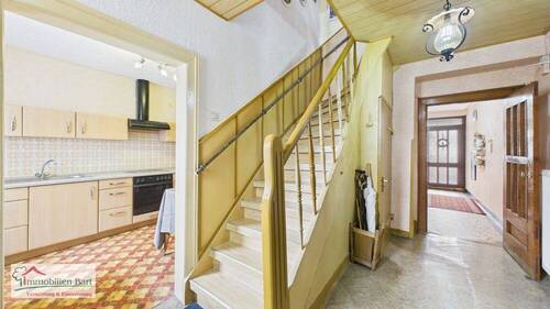 Diele EG - 7 Zimmer Einfamilienhaus zum Kaufen in Mettlach / Orscholz