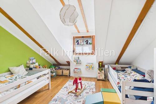 Kinder-/Arbeitszimmer - 