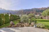 Terrasse und Garten mit Panoramablick - 