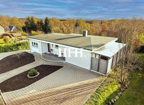 Hausansicht - 4 Zimmer Einfamilienhaus zum Kaufen in Bargenstedt