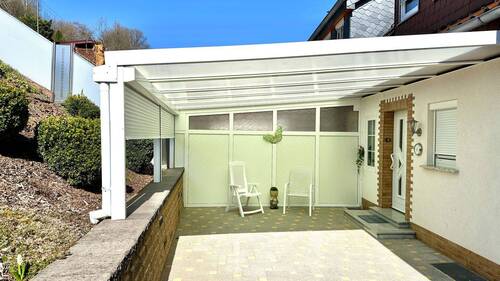 Terrasse - 6 Zimmer Doppelhaushälfte in Herfa