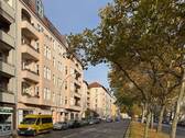 Die Straße - 4 Zimmer Etagenwohnung in Berlin-Schöneberg