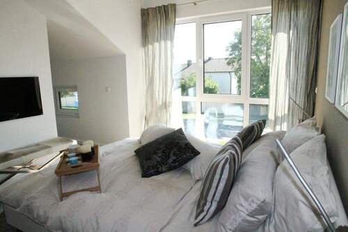 geräumiges Schlafzimmer - 