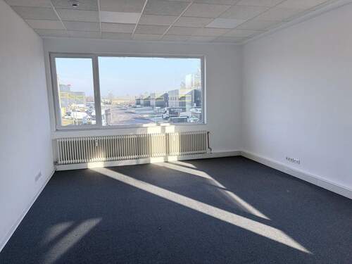 Büro mit Teppichboden - Büro in Delmenhorst