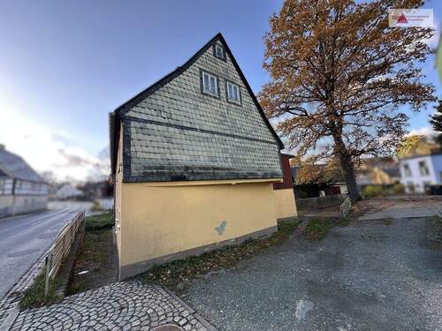 Seitenansicht - 1 Zimmer Mehrfamilienhaus, Wohnhaus in Zwönitz / Niederzwönitz