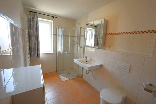 Ferienwohnung 3 - Badezimmer - 