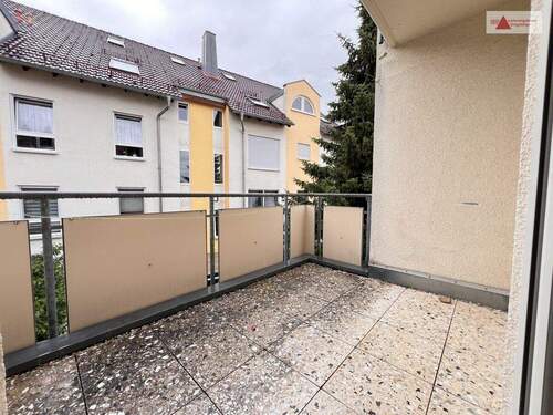 Balkon - 3 Zimmer Etagenwohnung in Limbach-Oberfrohna